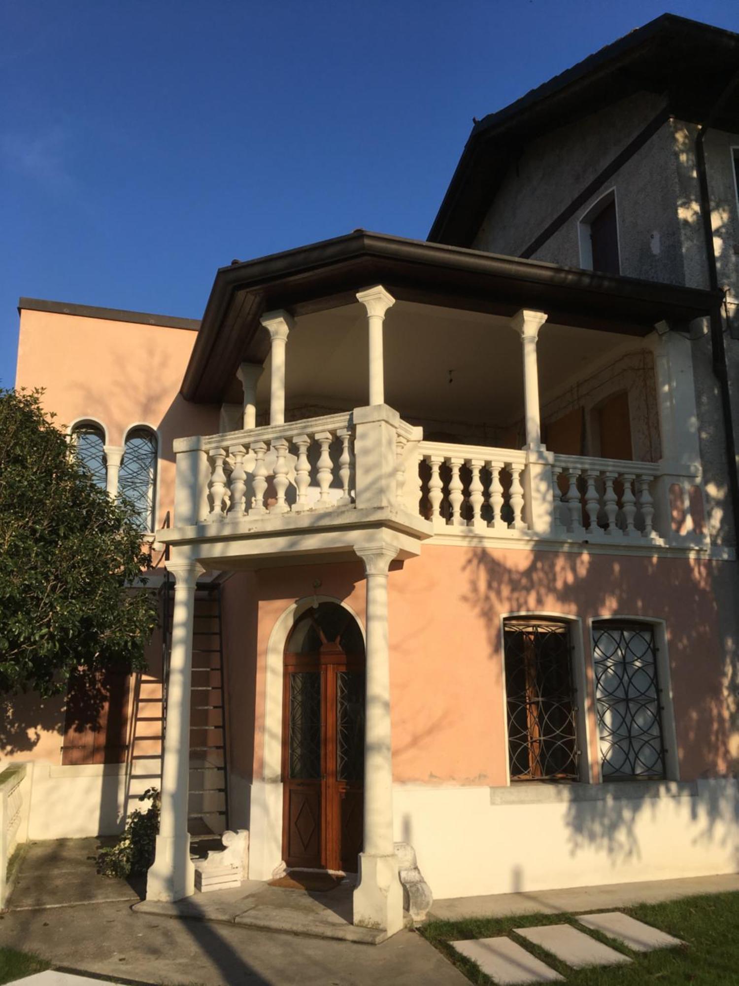 كانيفا B&B Ernestine Family Home المظهر الخارجي الصورة