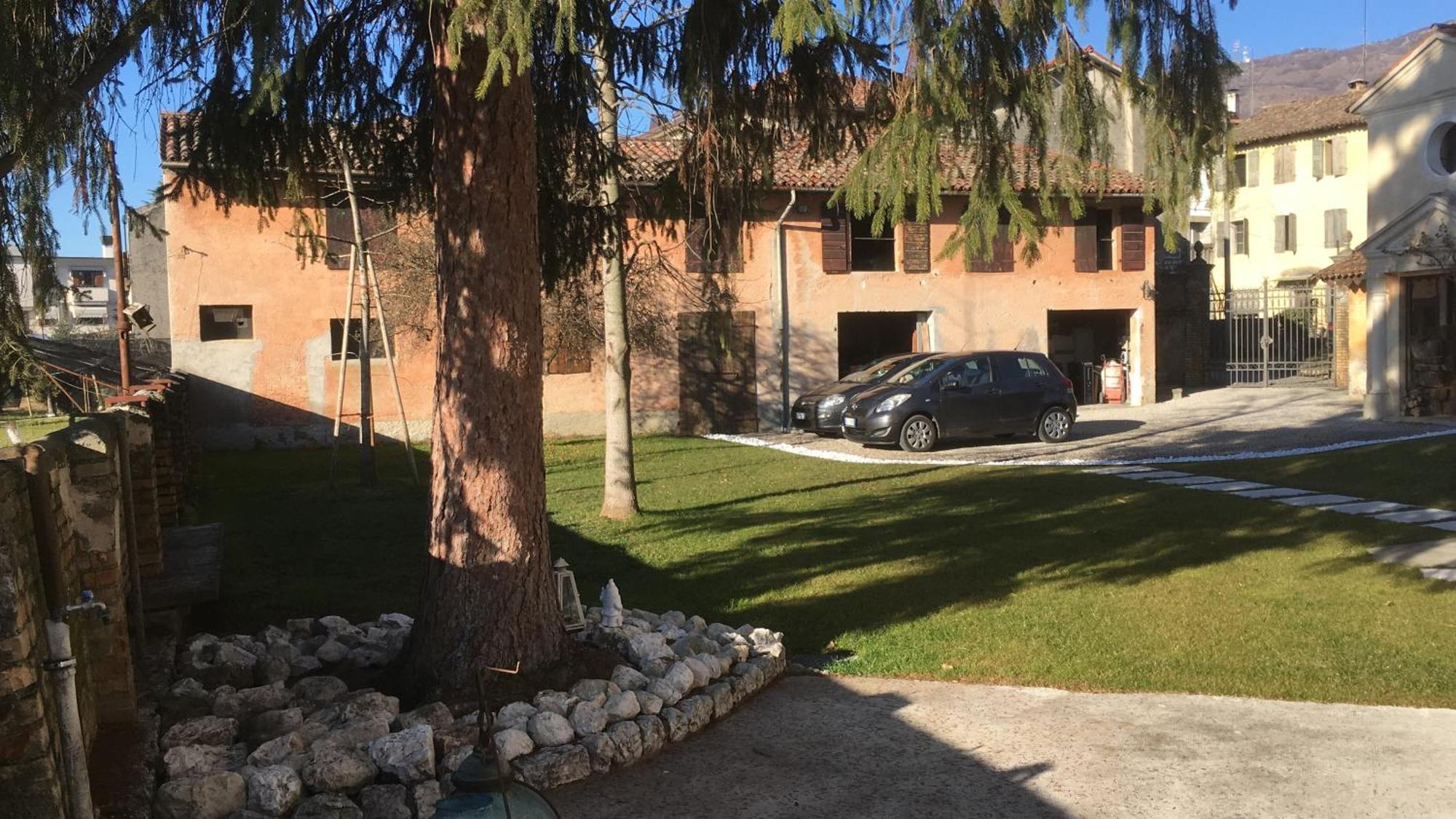 كانيفا B&B Ernestine Family Home المظهر الخارجي الصورة