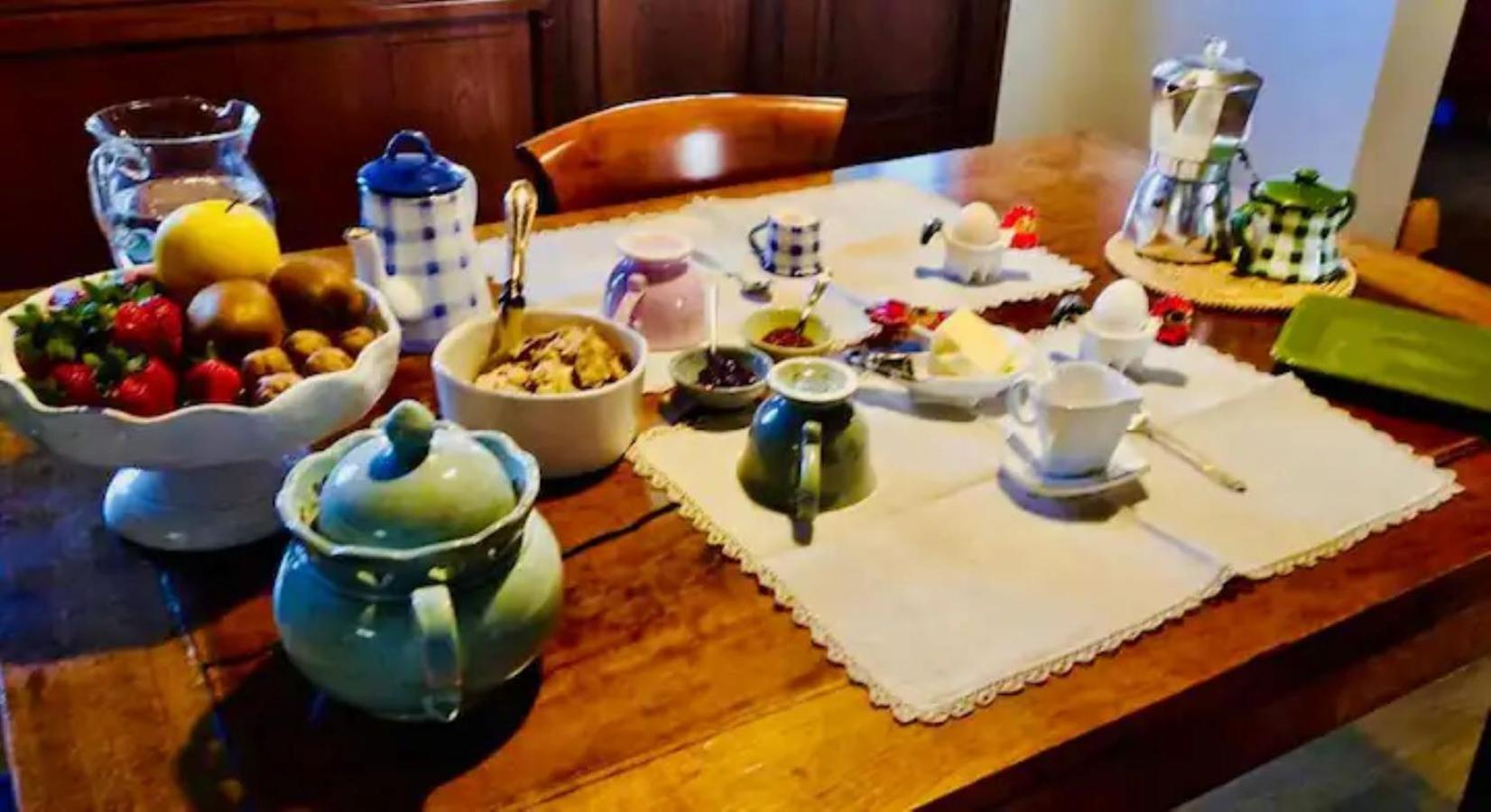 كانيفا B&B Ernestine Family Home المظهر الخارجي الصورة