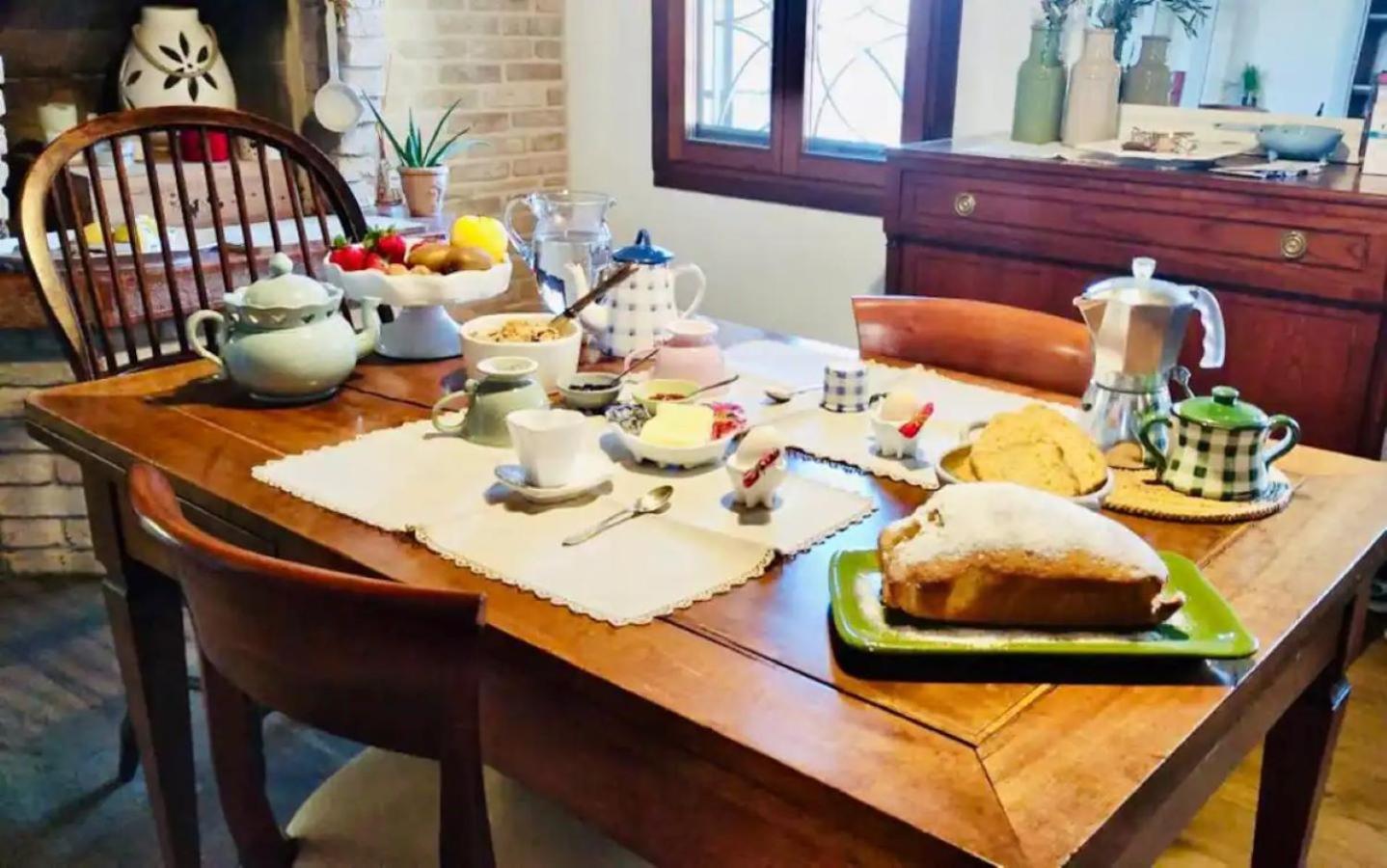 كانيفا B&B Ernestine Family Home المظهر الخارجي الصورة