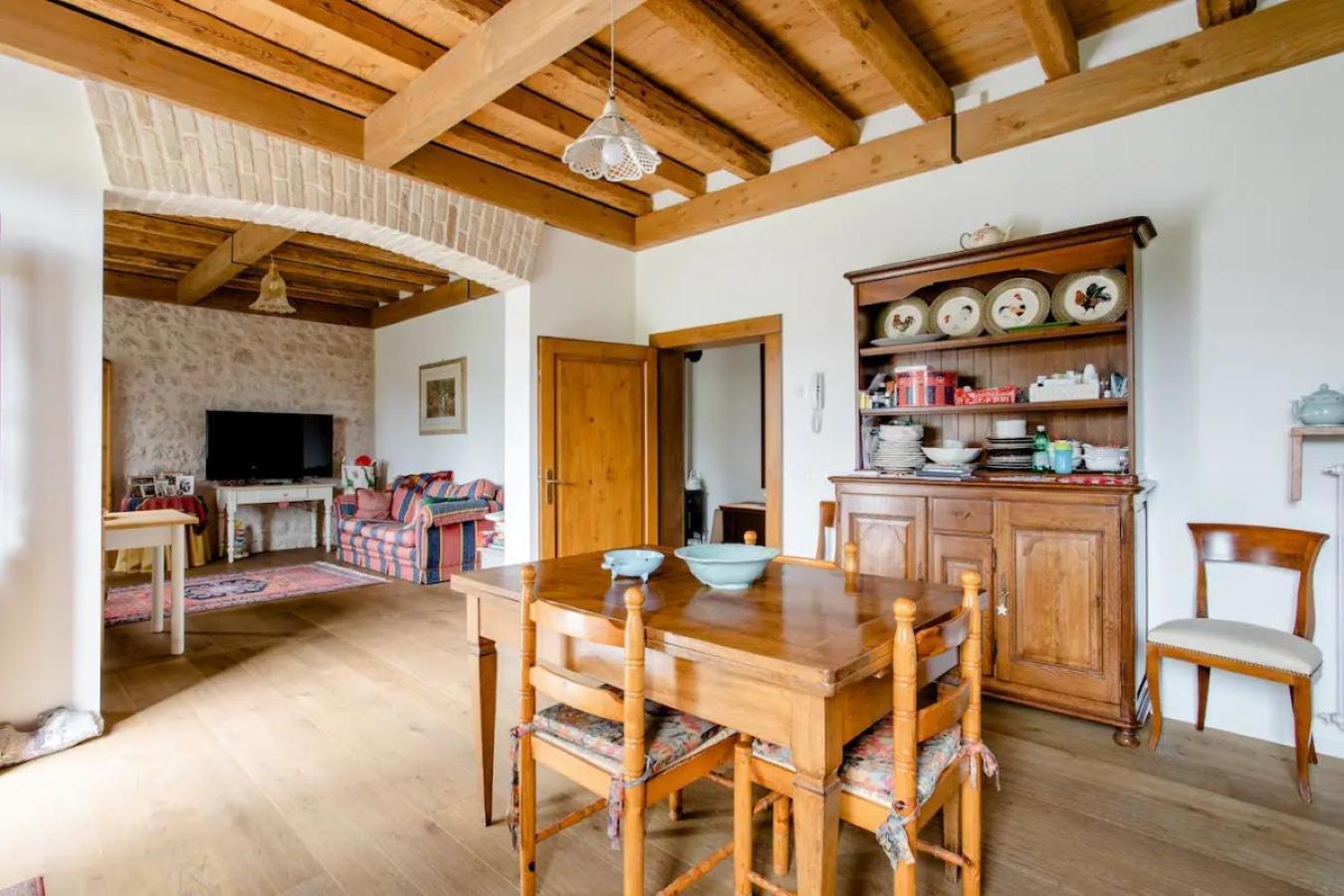 كانيفا B&B Ernestine Family Home المظهر الخارجي الصورة