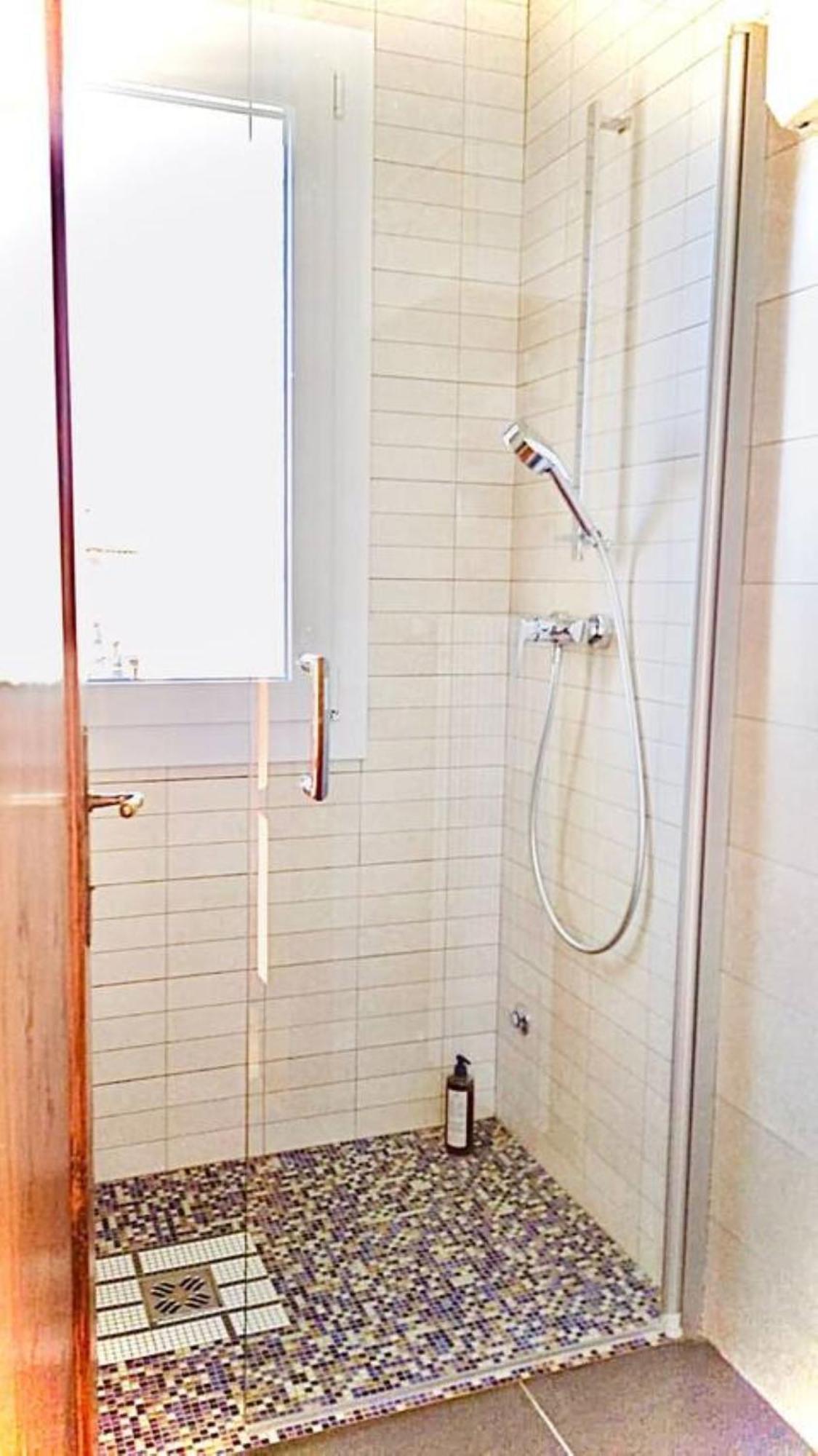 كانيفا B&B Ernestine Family Home المظهر الخارجي الصورة