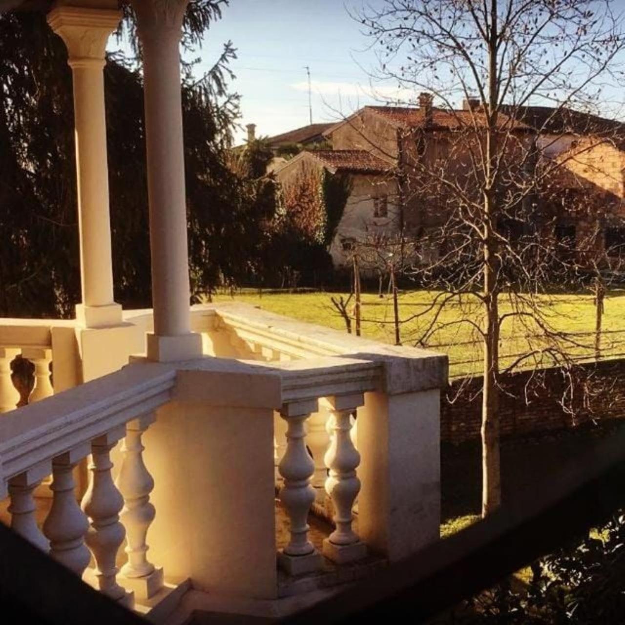 كانيفا B&B Ernestine Family Home المظهر الخارجي الصورة