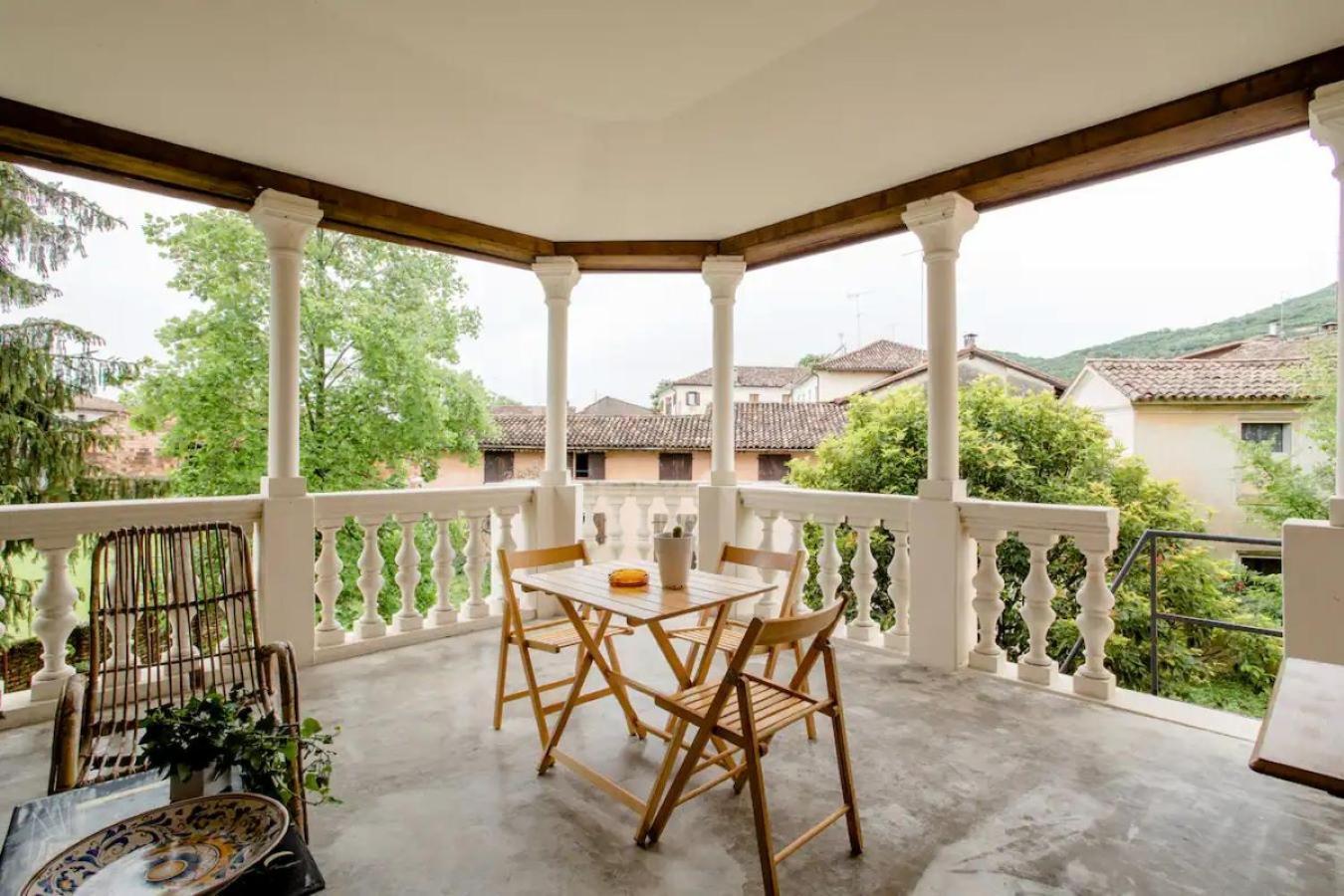 كانيفا B&B Ernestine Family Home المظهر الخارجي الصورة
